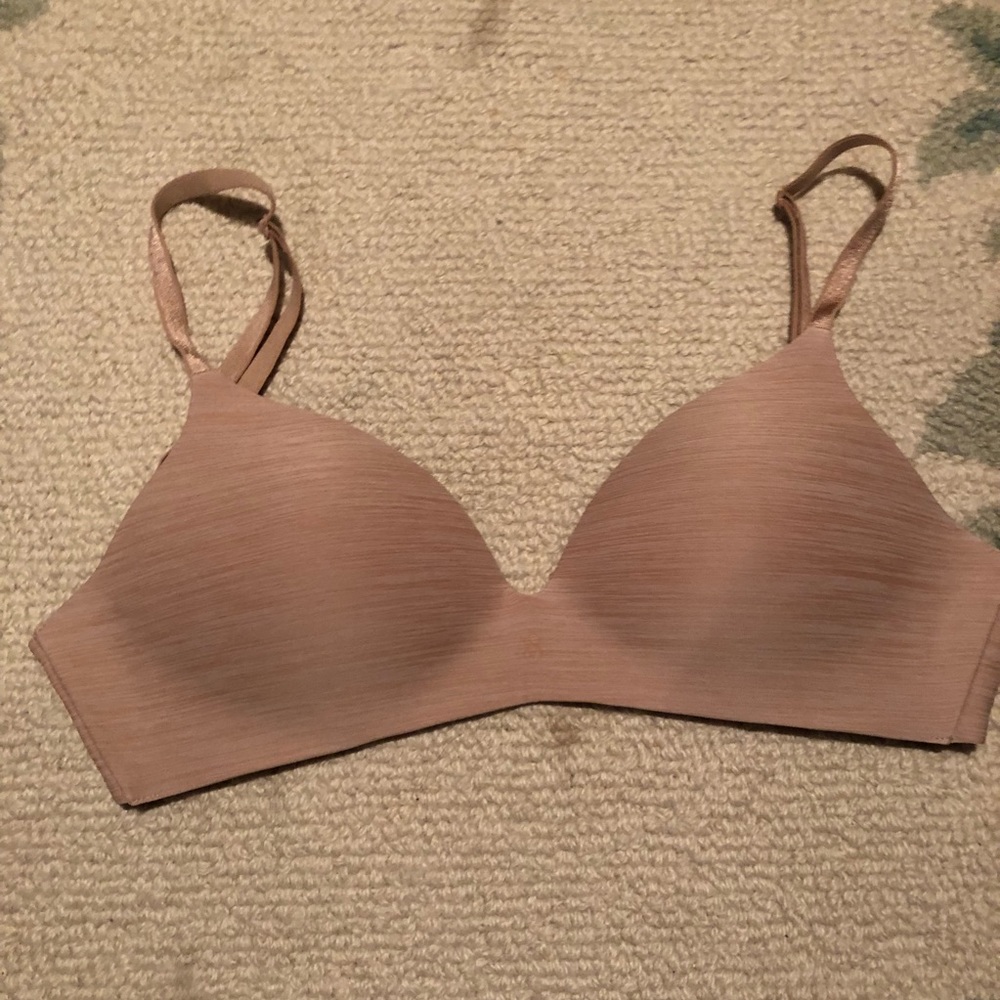 VICTORIAS SECRET Nude Bra 32C